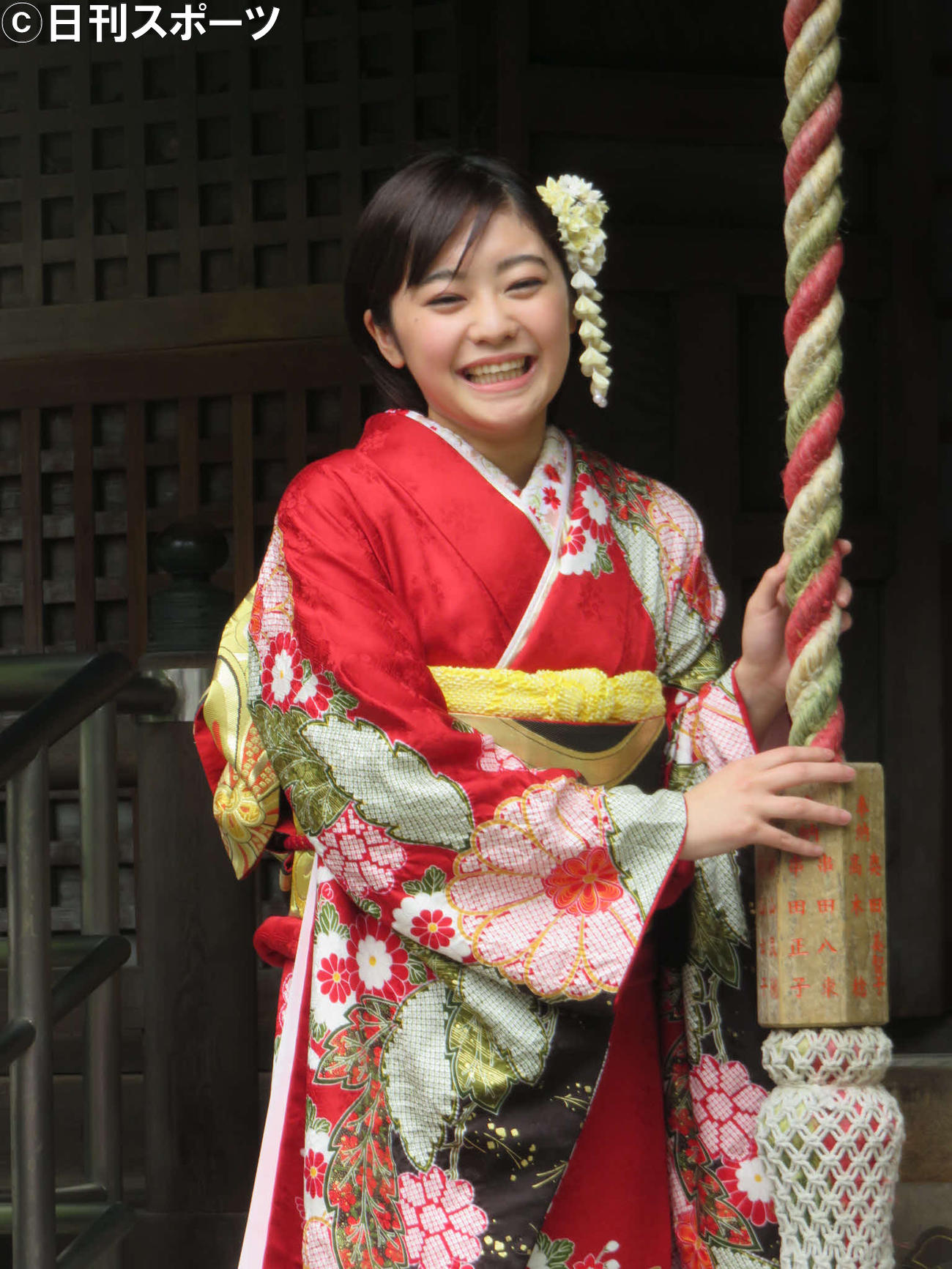 新成人のお寺参りを行った吉柳咲良