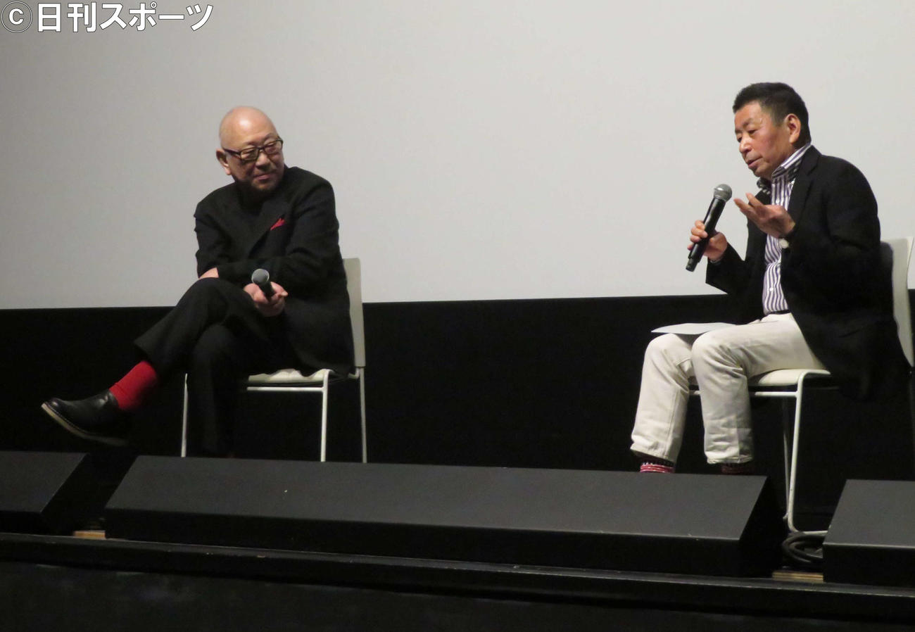 トークイベント「ラスト・ショー」最終日で共同通信・立花珠樹編集委員（右）と語り合う崔洋一監督（撮影・村上幸将）