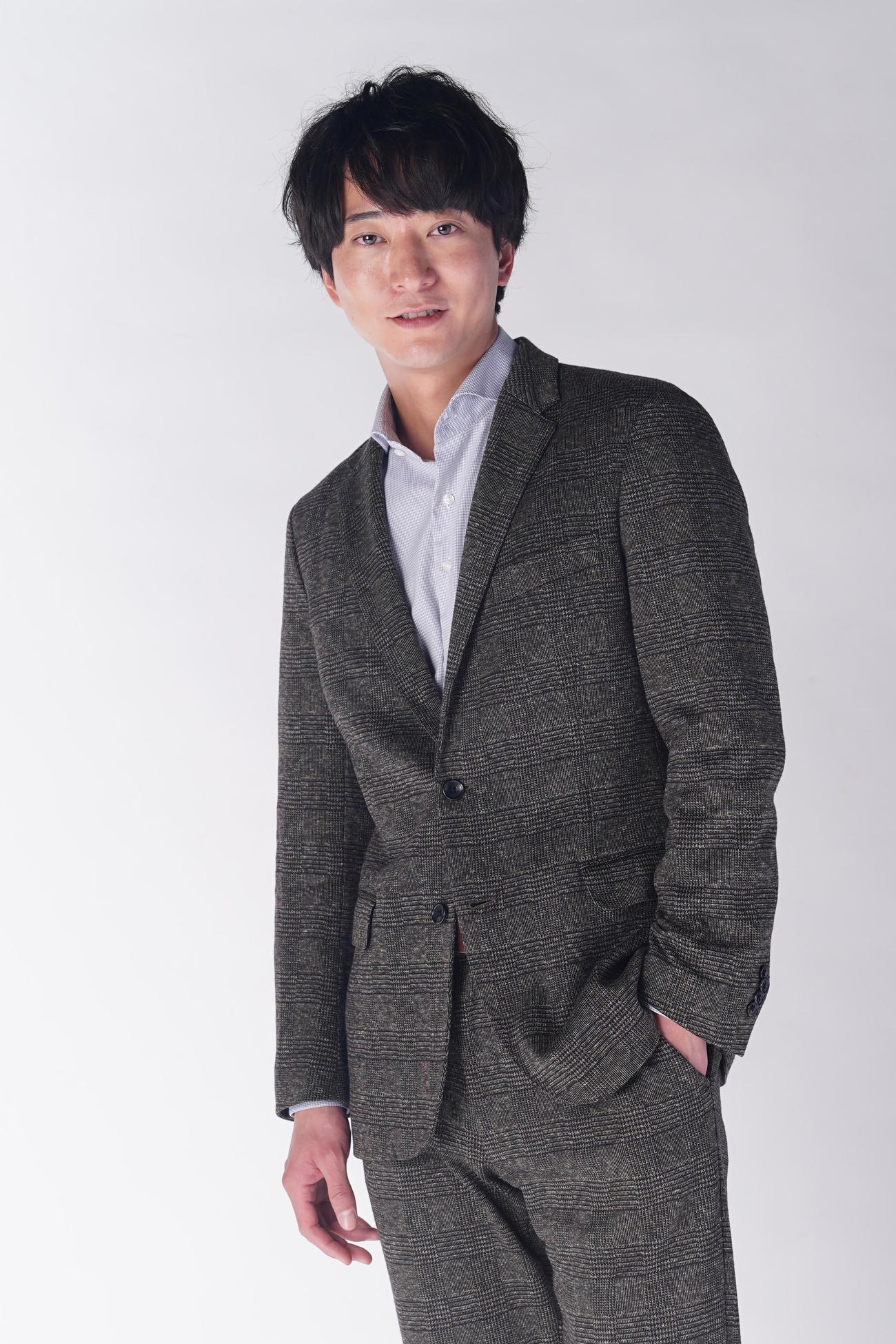 BSテレ東ドラマ「今夜はコの字で　Season2」で中村ゆりとダブル主演を務める浅香航大