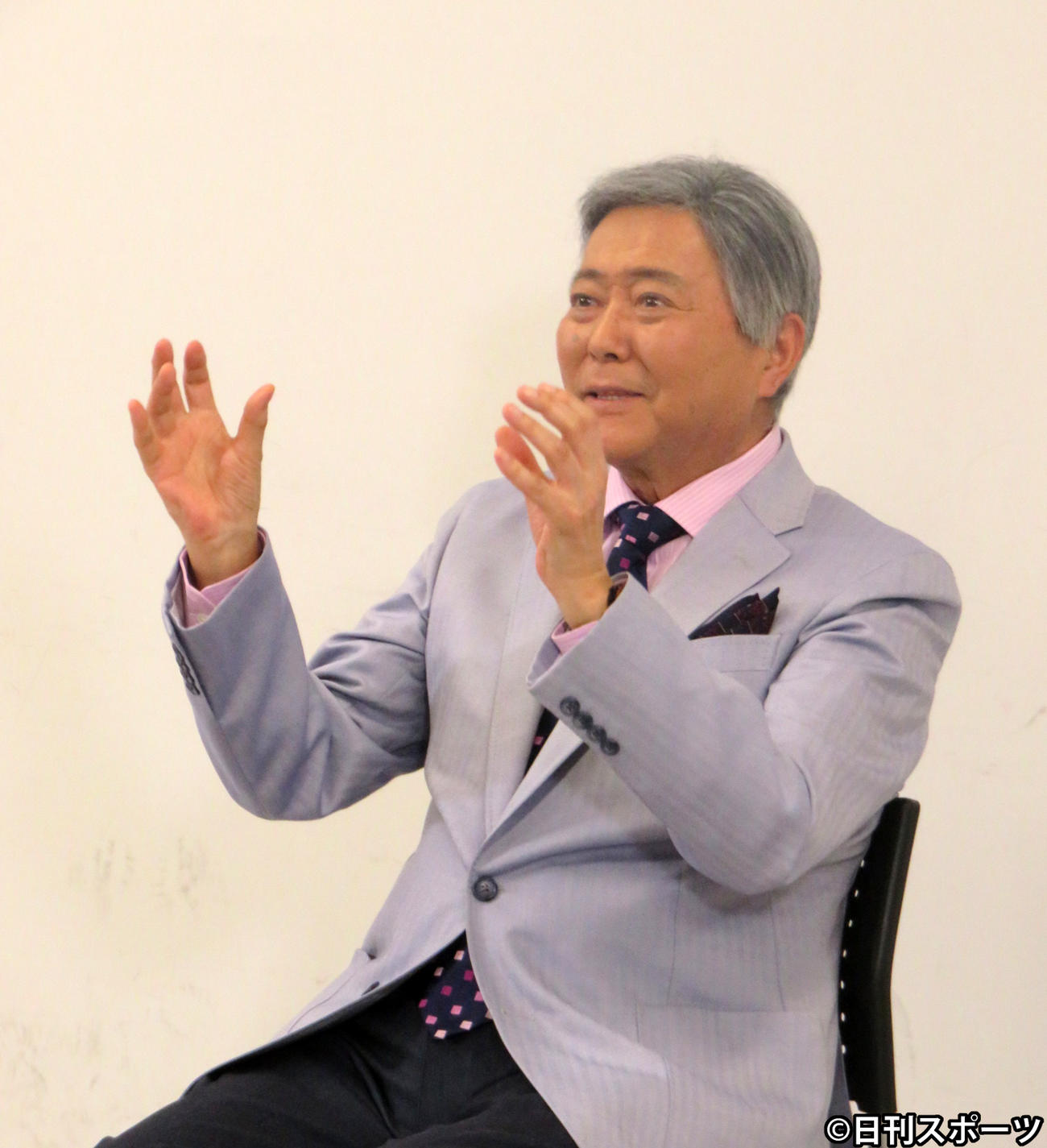 BS松竹東急「小倉智昭の昭和懐かしヒット曲！！～あのアイドルに会いたい」の収録前に元気に会見した小倉智昭