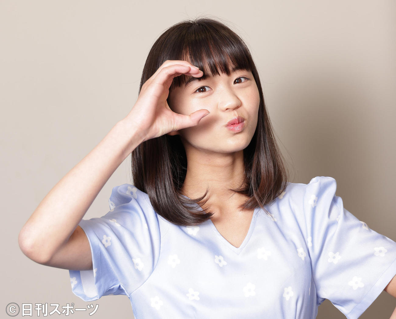 新中学1年生のかわいさが弾ける大島美優（撮影・中島郁夫）