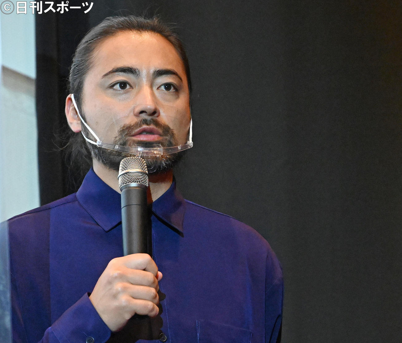 映画「MIRRORLIAR FILMS season3」完成披露上映会でトークセッションする山田孝之（撮影・滝沢徹郎）