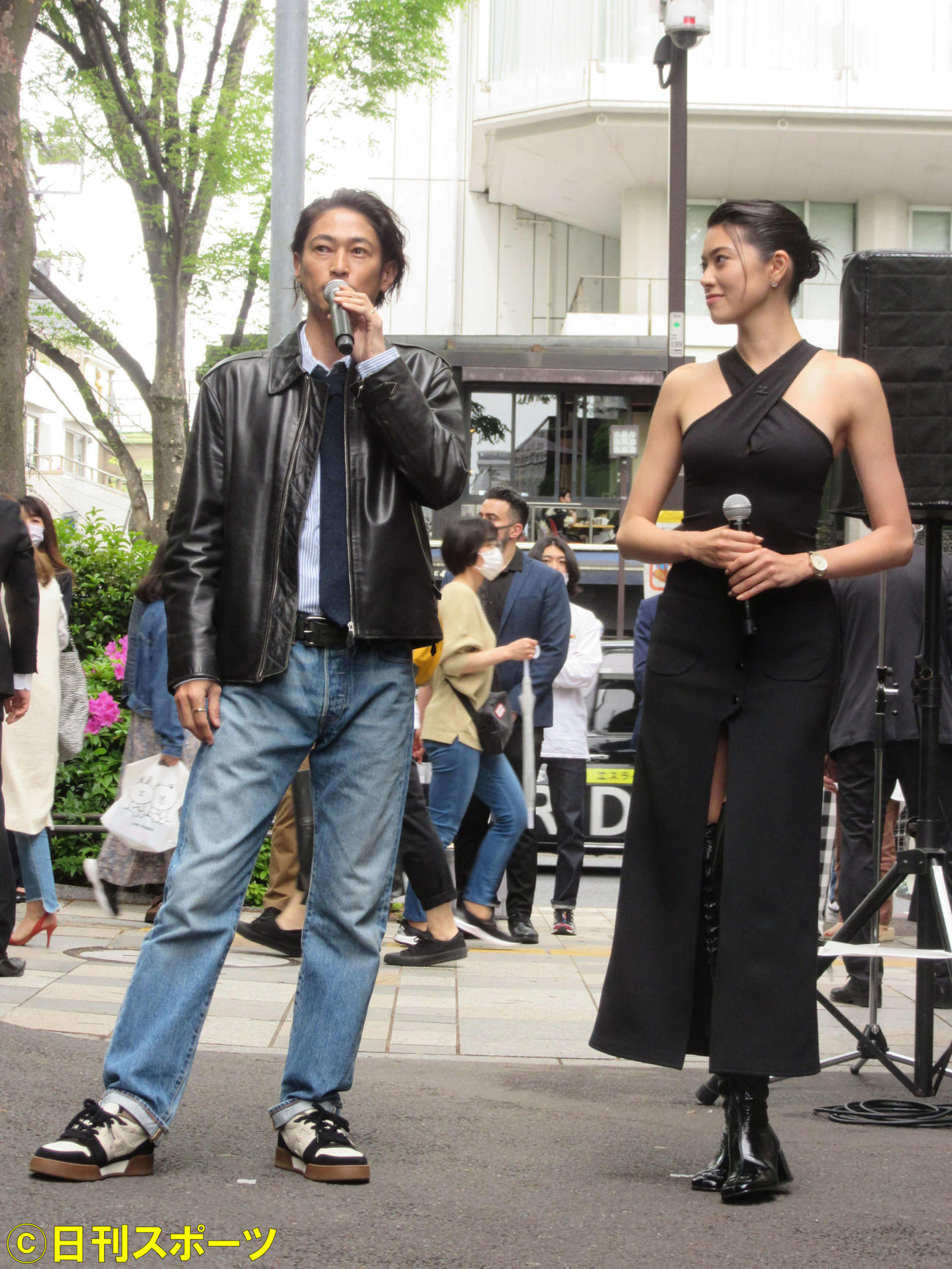 「ブライトリング　ブティック　表参道」オープニングイベントに出席した、窪塚洋介と森星（撮影・加藤理沙）