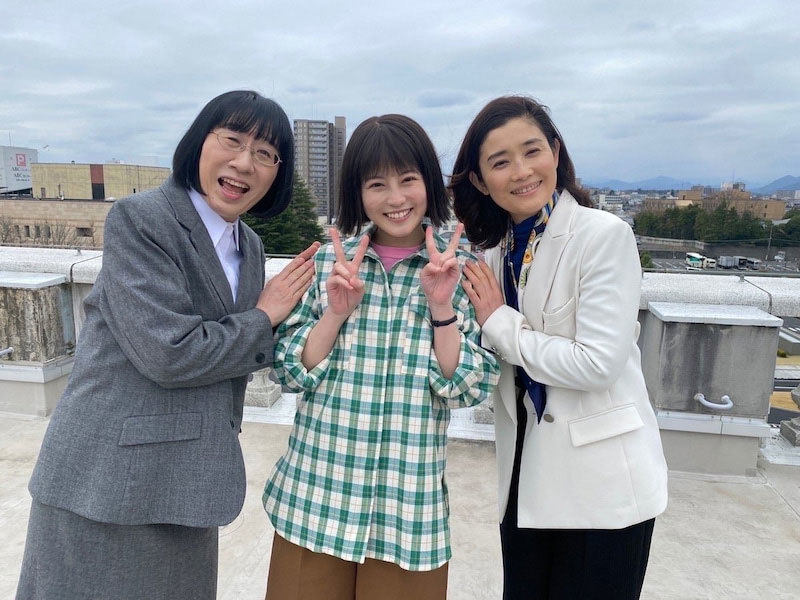 左から渡辺江里子、今田美桜、石田ひかり