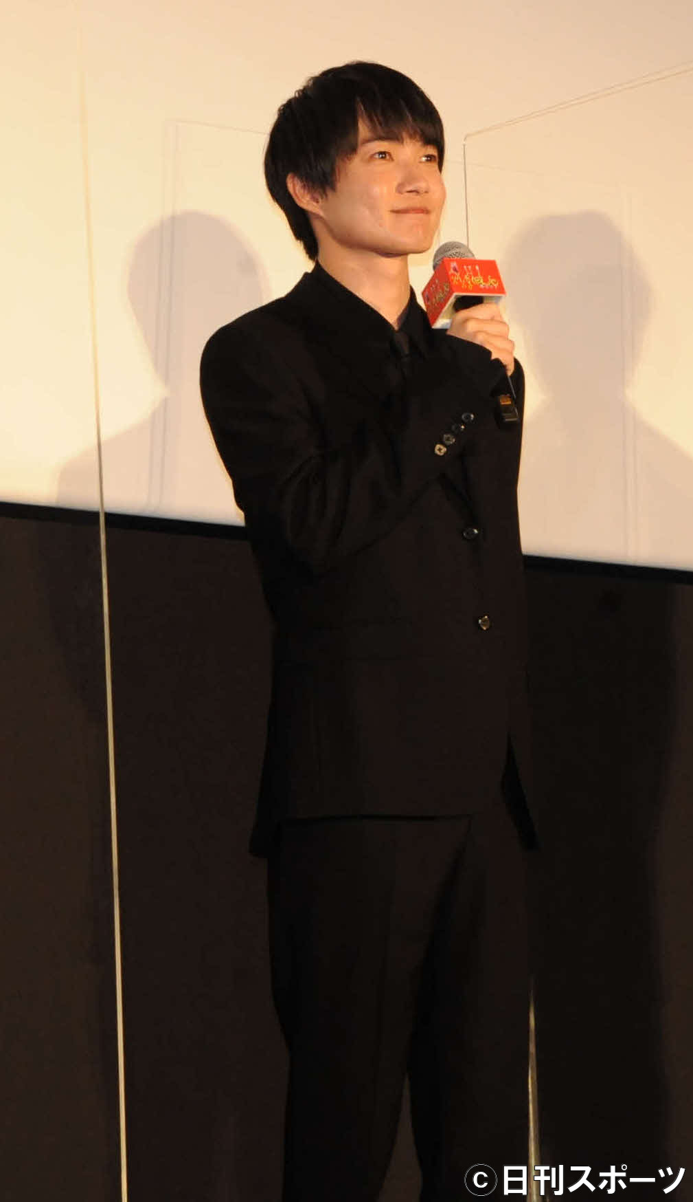 映画「ホリックxxxHOLiC」公開初日舞台挨拶に出席した神木隆之介（撮影・松尾幸之介）
