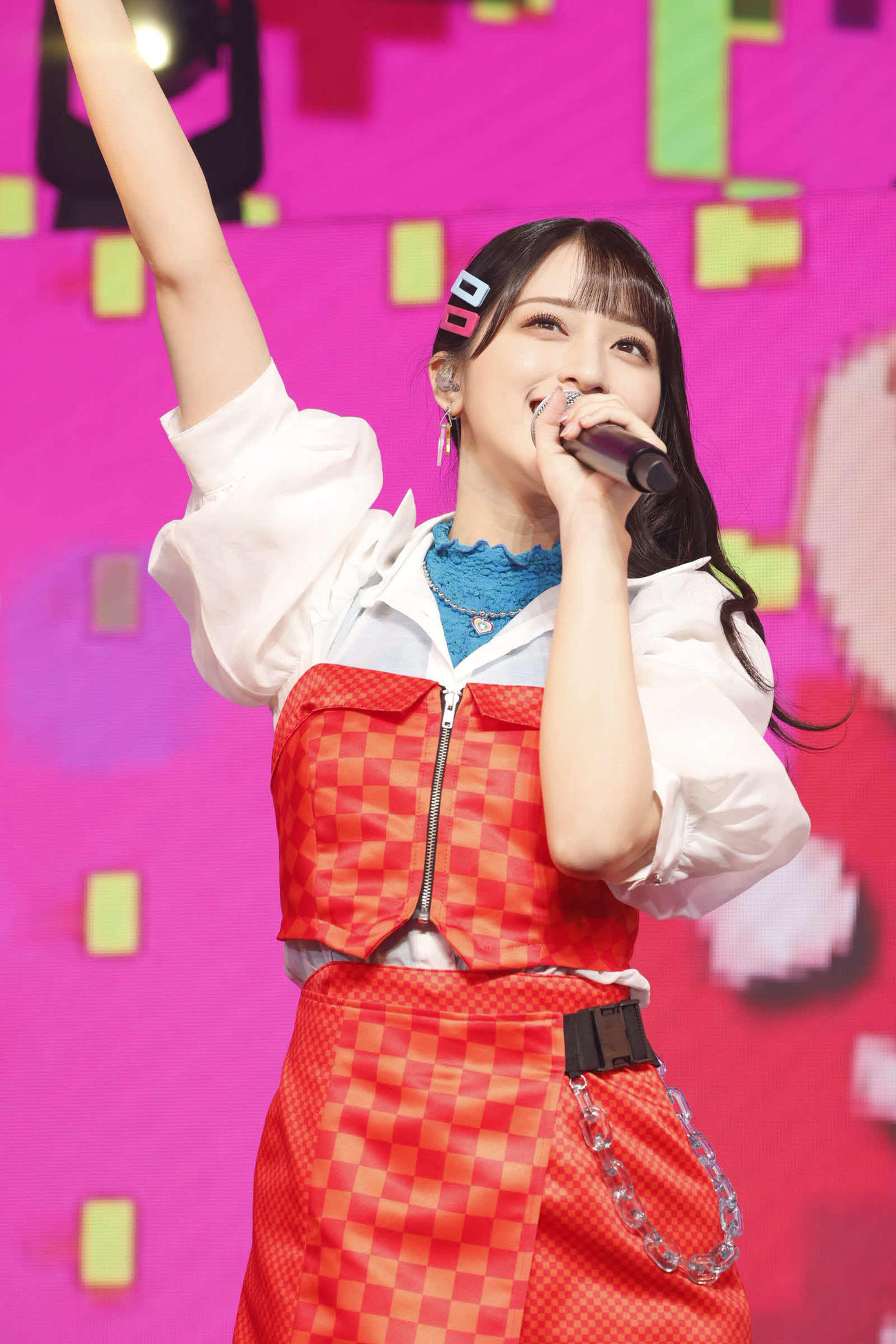 全国ツアー東京公演で新シングル「あの子コンプレックス」のセンターを務めることが発表された＝LOVE佐々木舞香