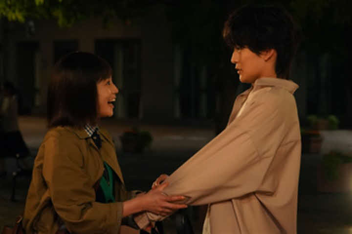 「悪女（わる）～働くのがカッコ悪いなんて誰が言った？～」第4話の1シーン