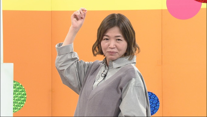 千葉テレビ「白黒アンジャッシュ」に出演した大久保佳代子（C）チバテレ