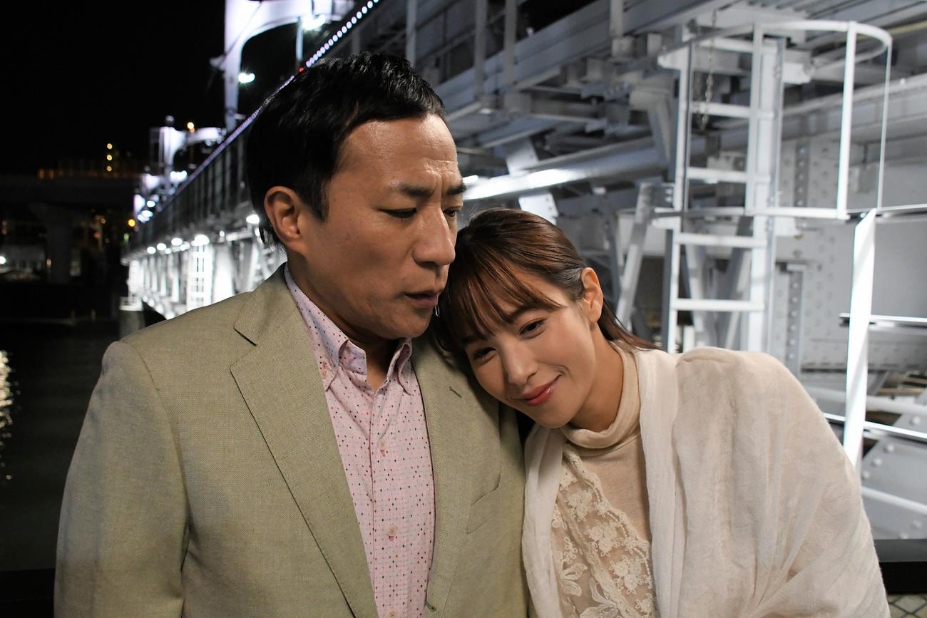 ナイツ塙宣之と鷲見玲奈