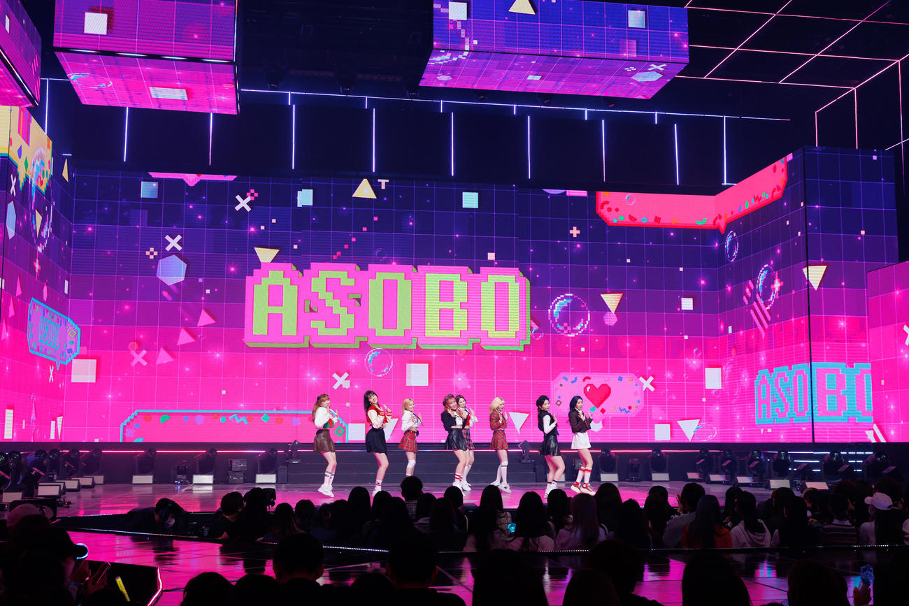 「KCON 2022 Premiere」に出演したNiziU（C）CJ ENM Co.,Ltd,All Rights Reserved