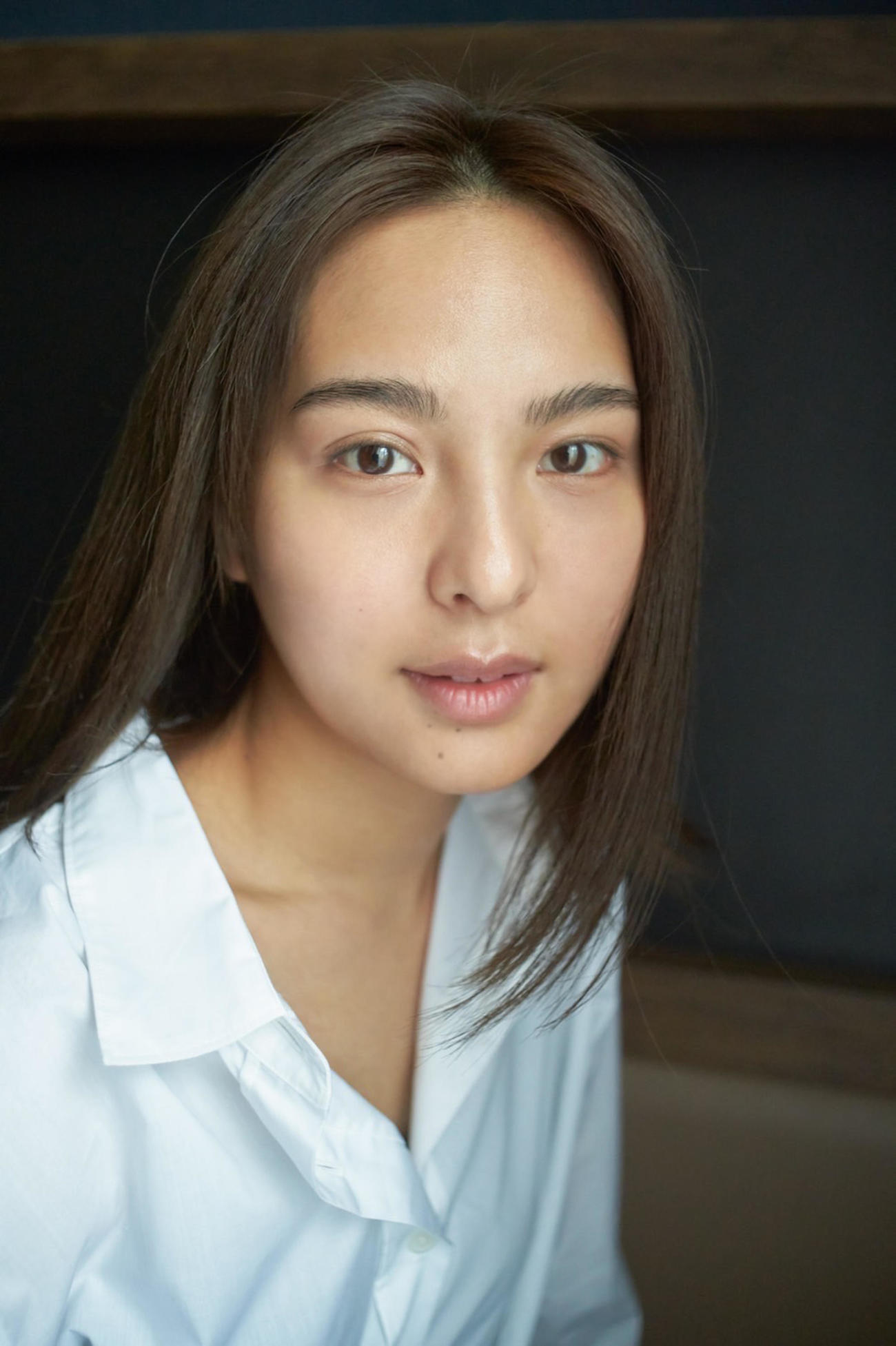 山口厚子ファースト写真集のカットから（金山拓未氏撮影）