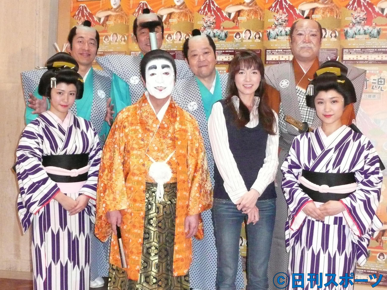 志村けんさん、上島竜兵さん、桑野信義ら（2012年5月撮影）