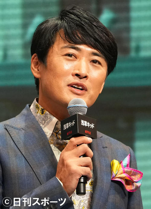 劇団ひとり（2021年11月撮影）