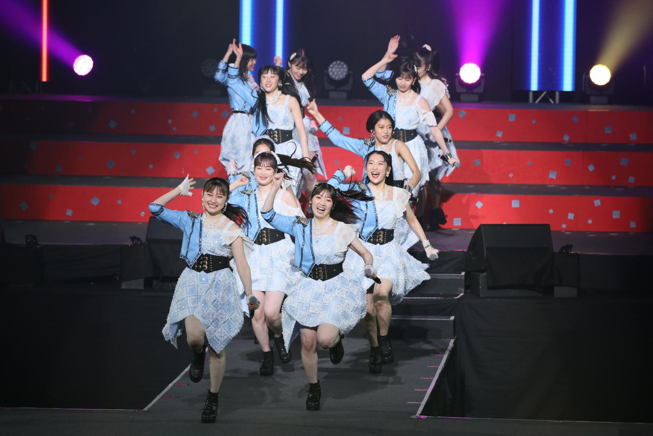 コンサート「CONCERT TOUR～PARADE　日本武道館スッペシャル～」を開催したつばきファクトリー