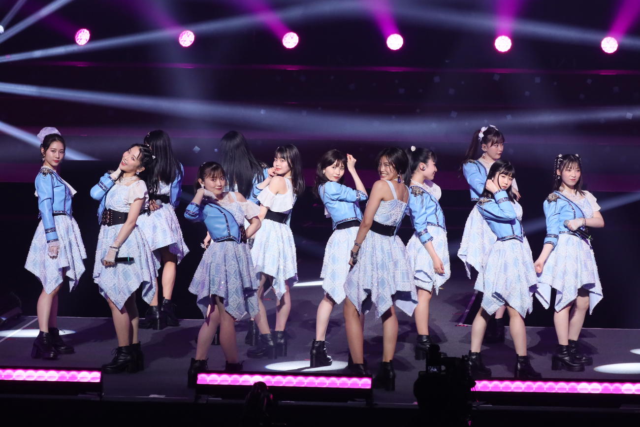 コンサート「CONCERT TOUR～PARADE　日本武道館スッペシャル～」を開催したつばきファクトリー