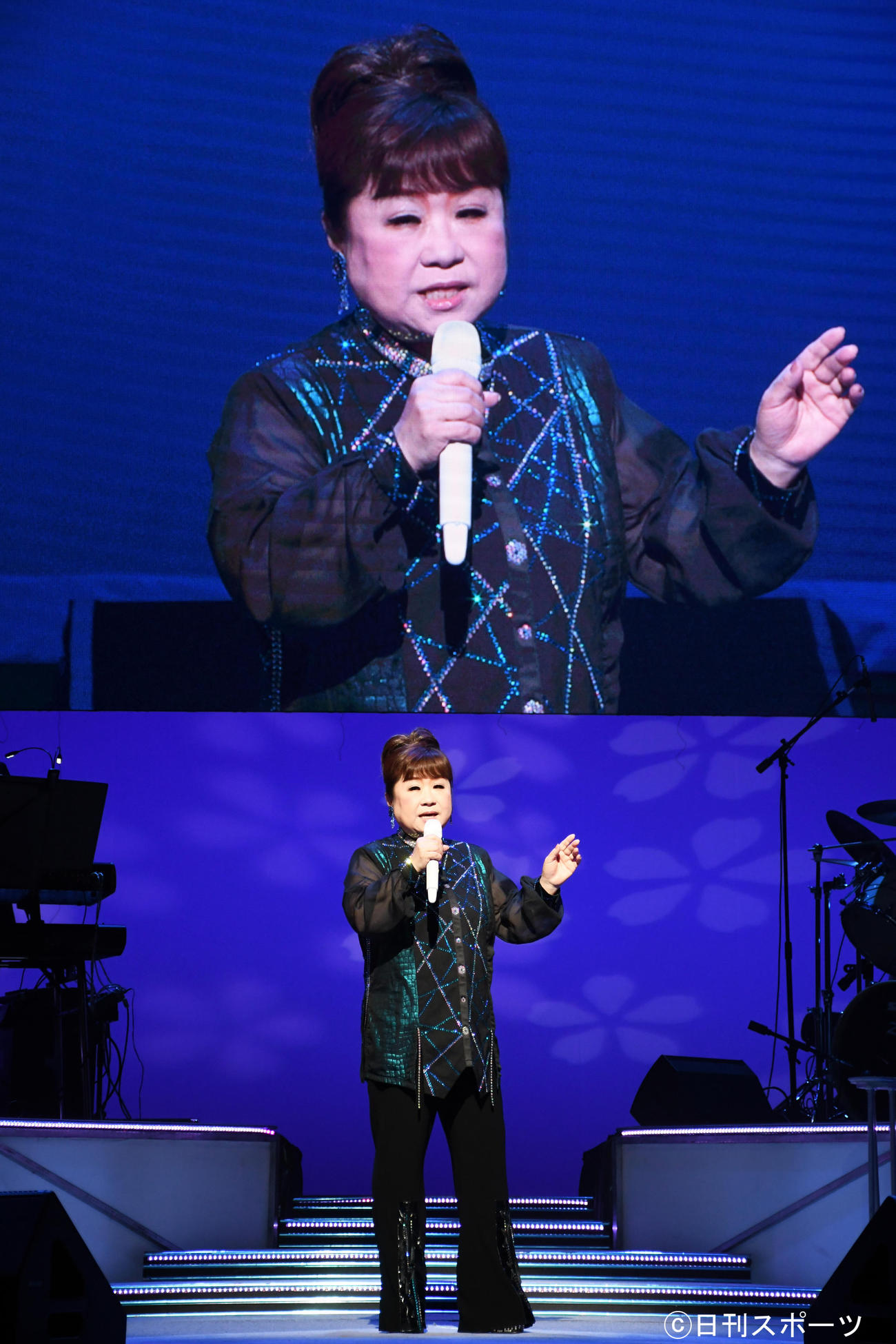 50周年記念コンサートを行った天童よしみ（撮影・大友陽平）