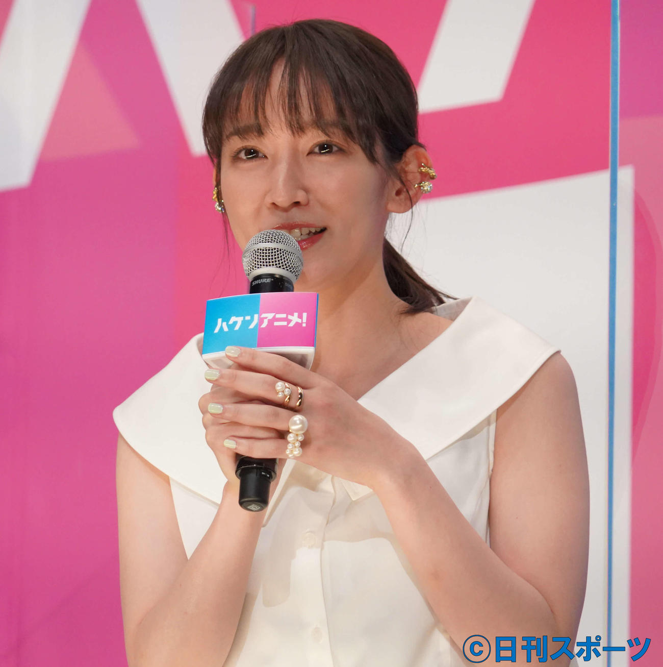 映画「ハケンアニメ！」の公開記念舞台あいさつに出席した吉岡里帆（撮影・佐藤成）