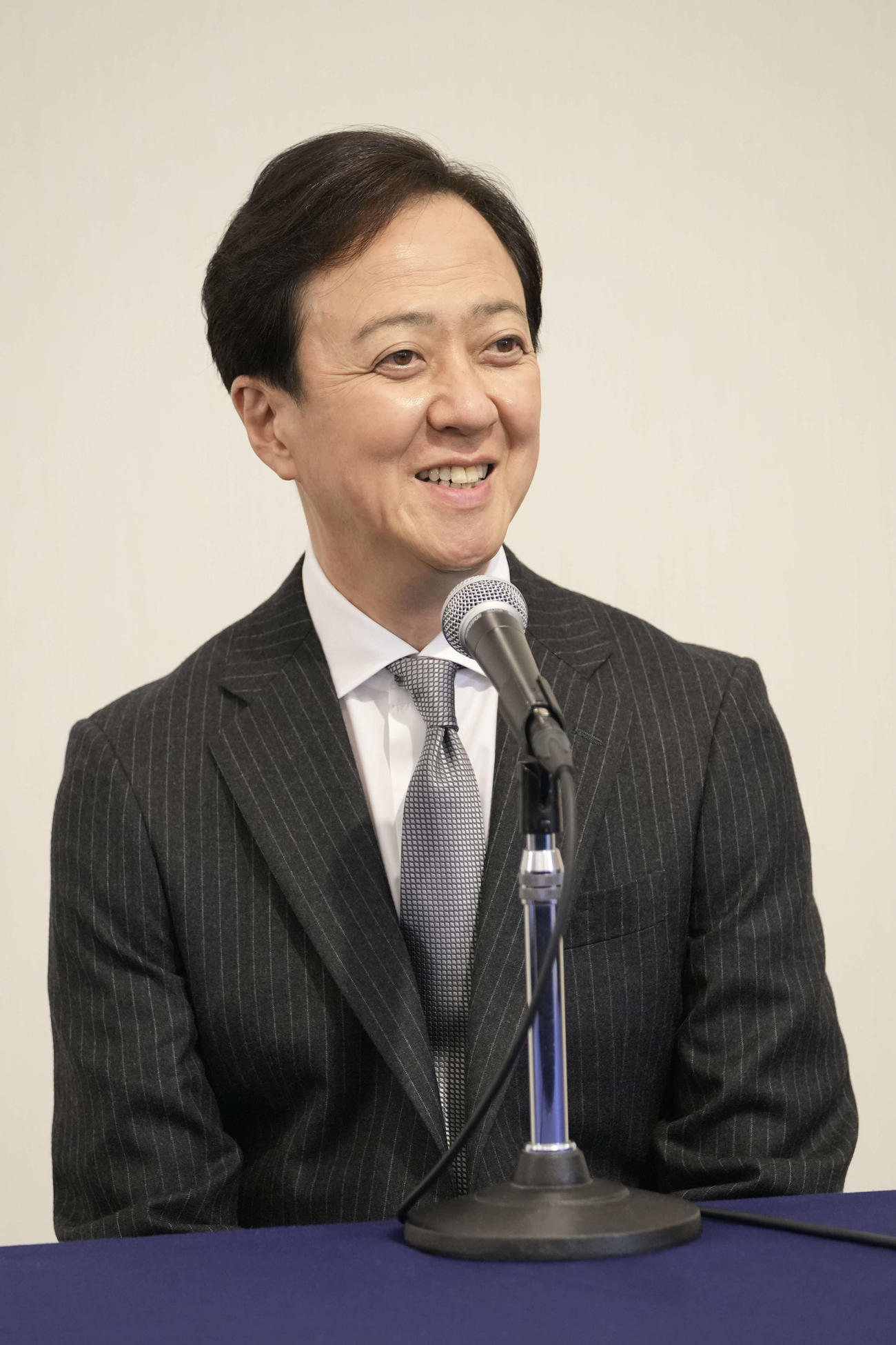 「六月大歌舞伎」の「ふるあめりかに袖はぬらさじ」の取材会坂東玉三郎