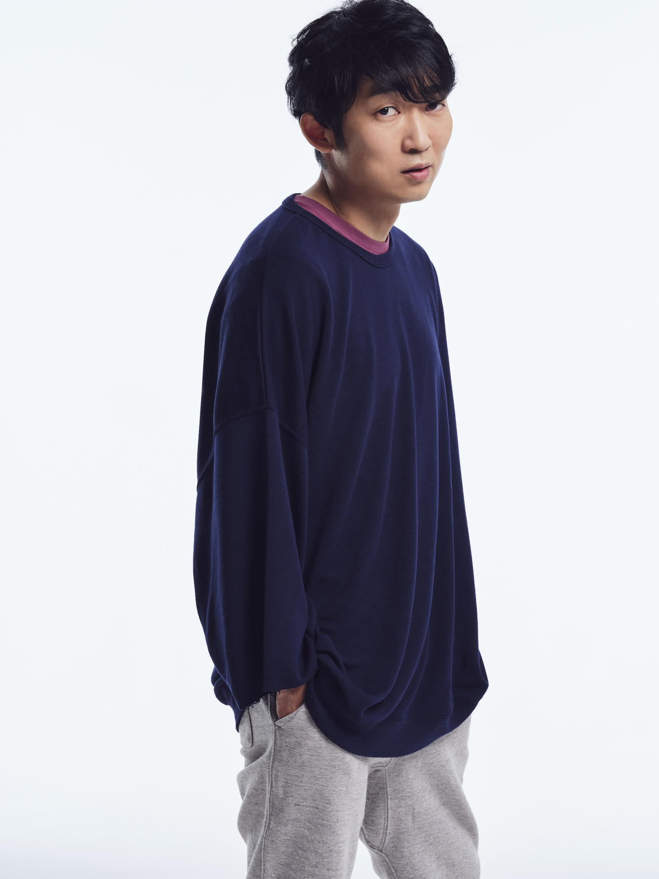 舞台「蒲田行進曲完結編　銀ちゃんが逝く」に出演するNON STYLE石田明