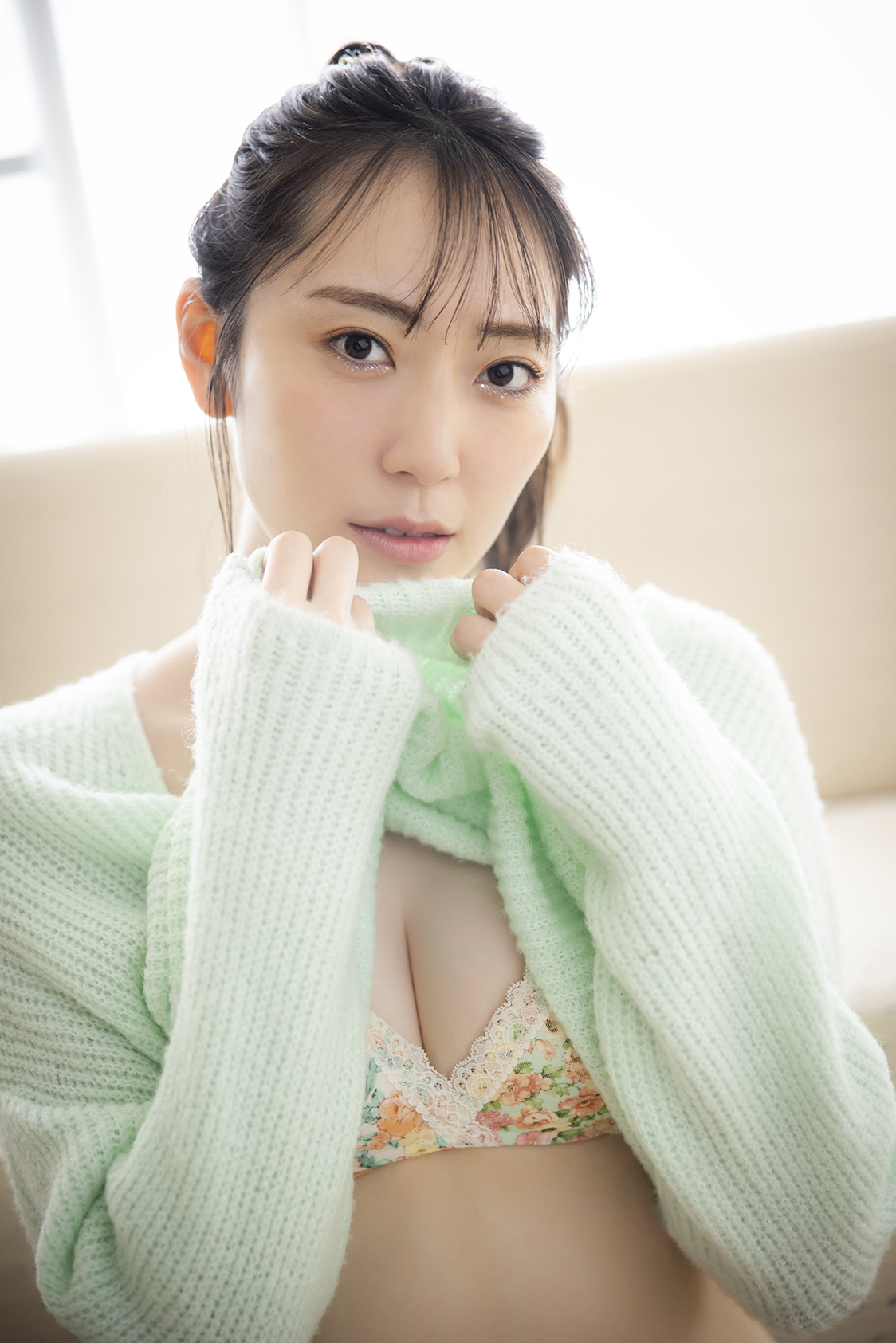 2冊目の写真集「delusion」を発売する松井咲子