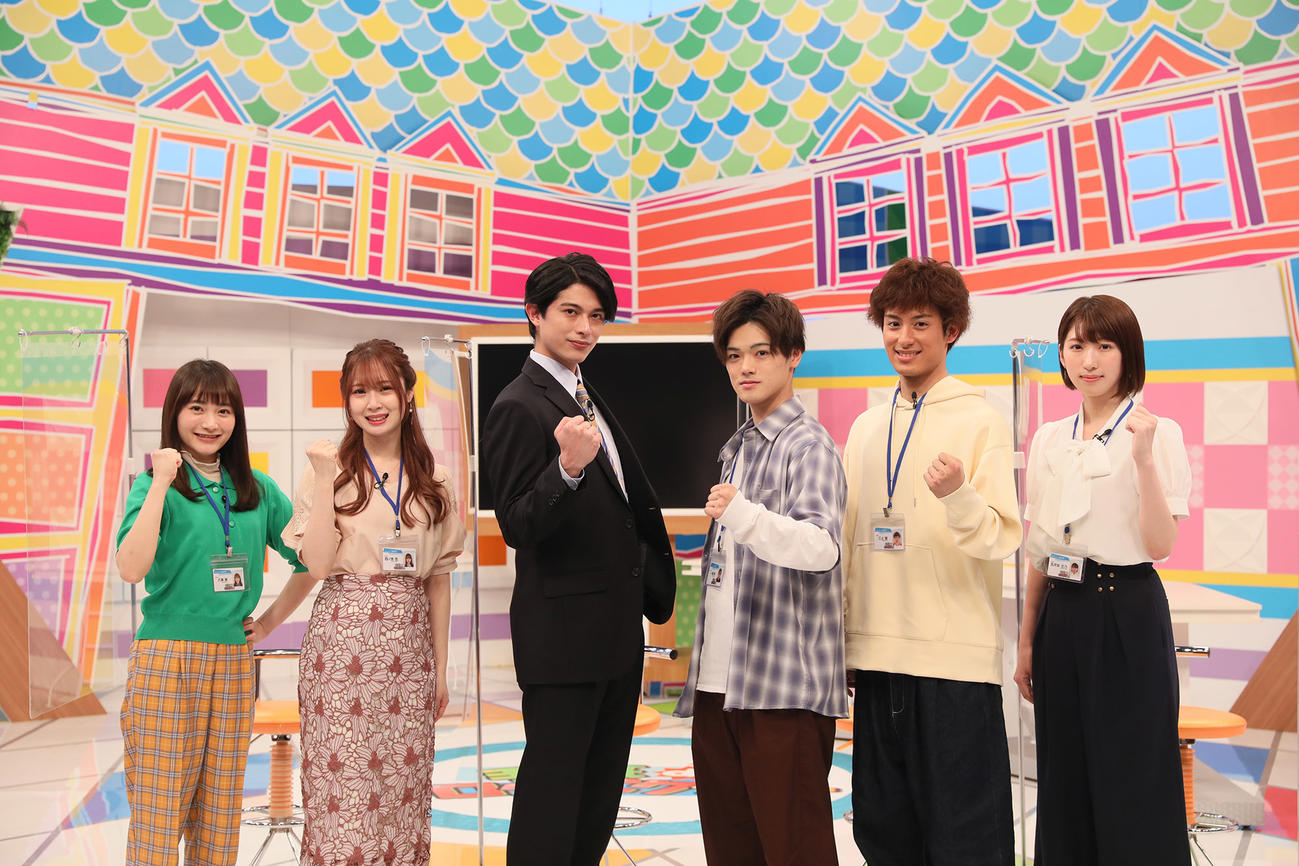 中京テレビドラマ「スタジオより愛をこめて」記者会見に出席した、左から福田愛依、高柳明音、砂川脩弥、長江崚行、武子直輝、日比美思