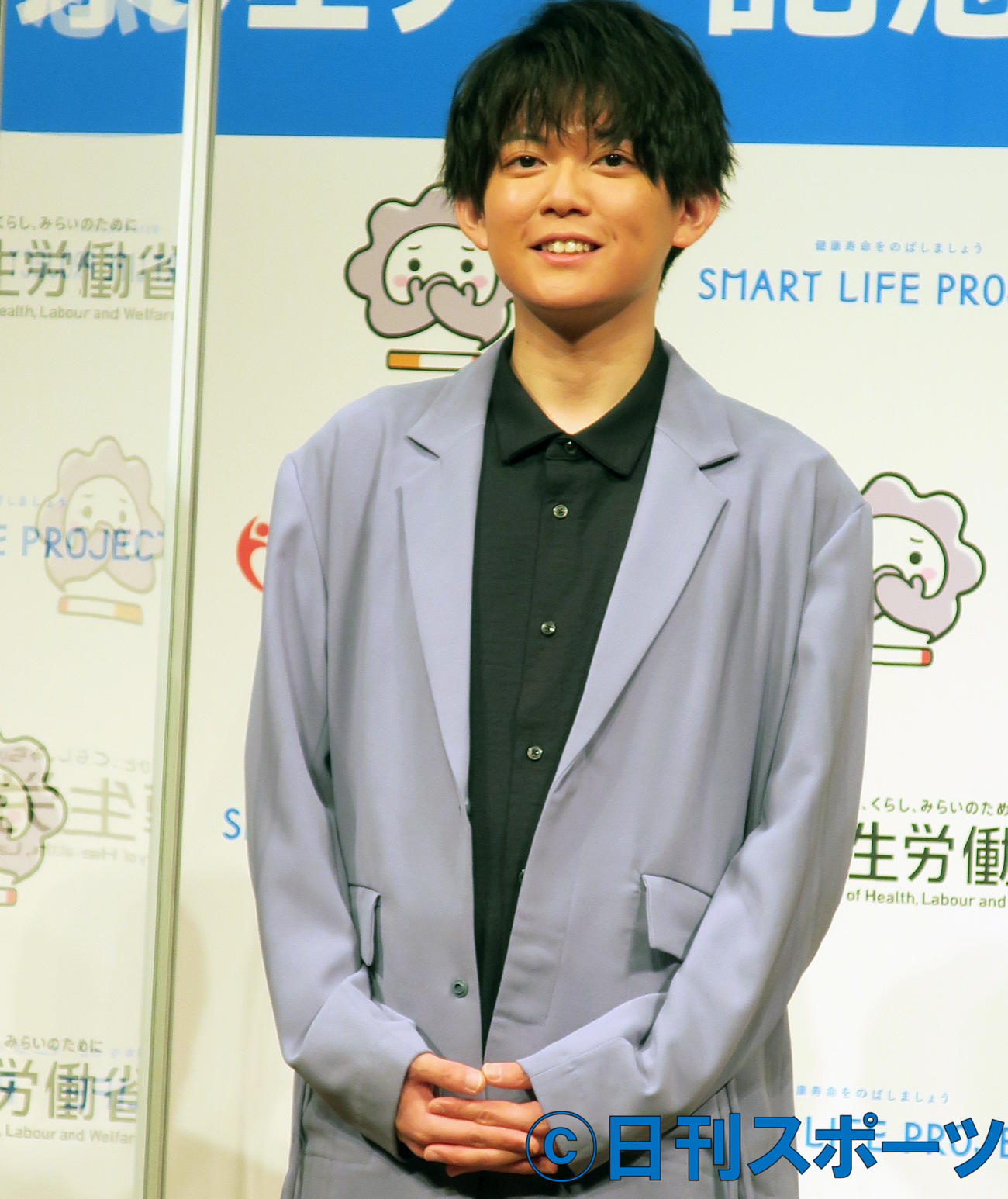 世界禁煙デー記念イベントでトークショーを行った松丸亮吾