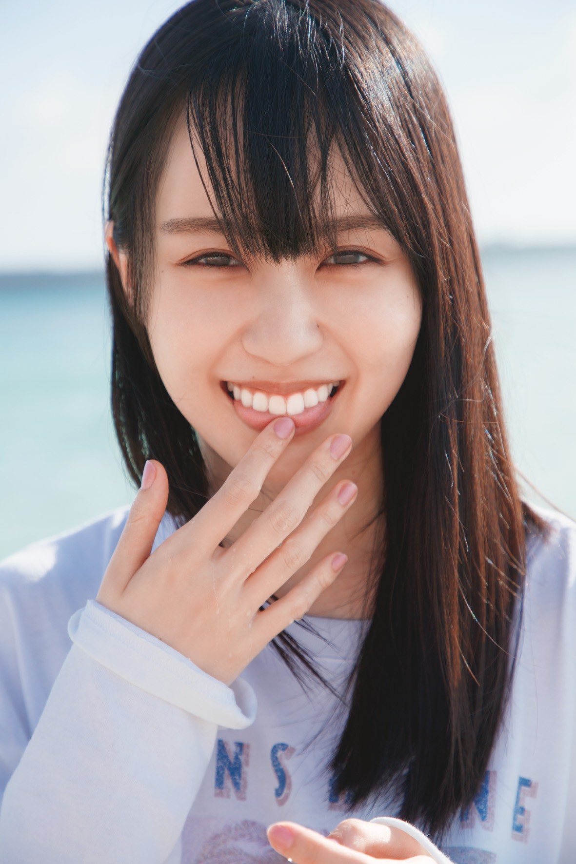 乃木坂46賀喜遥香ファースト写真集「まっさら」の先行カット（撮影／菊地泰久）