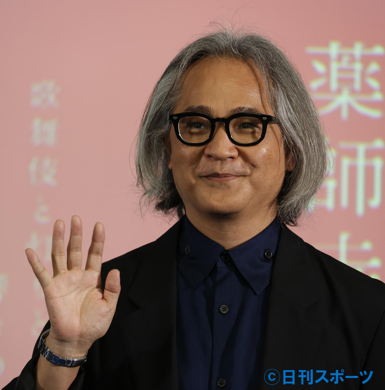 「meme nippon project」の会見を行う谷川じゅんじスペースコンポーザー（撮影・中島郁夫）