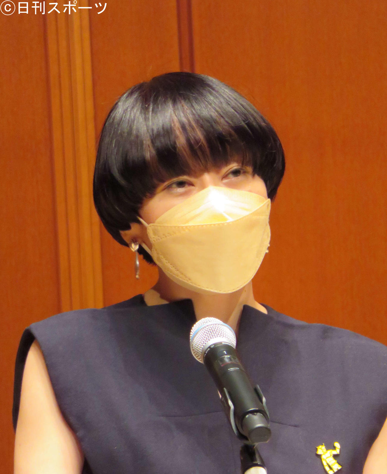 手塚治虫文化賞の短編賞を受賞したオカヤイヅミ氏