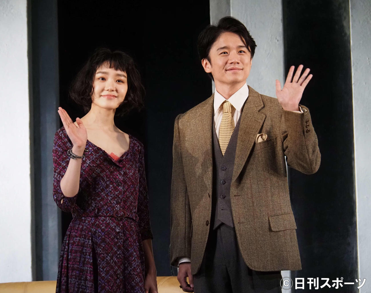 舞台「恭しき娼婦」の取材会を行った風間俊介（右）と奈緒（撮影・遠藤尚子）