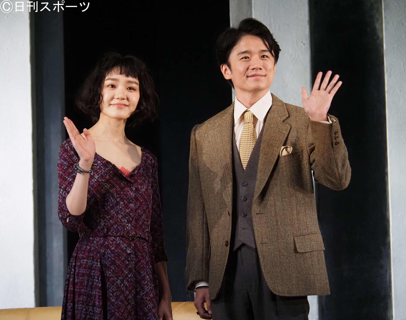 舞台「恭しき娼婦」の取材会を行った風間俊介（右）と奈緒（撮影・遠藤尚子）