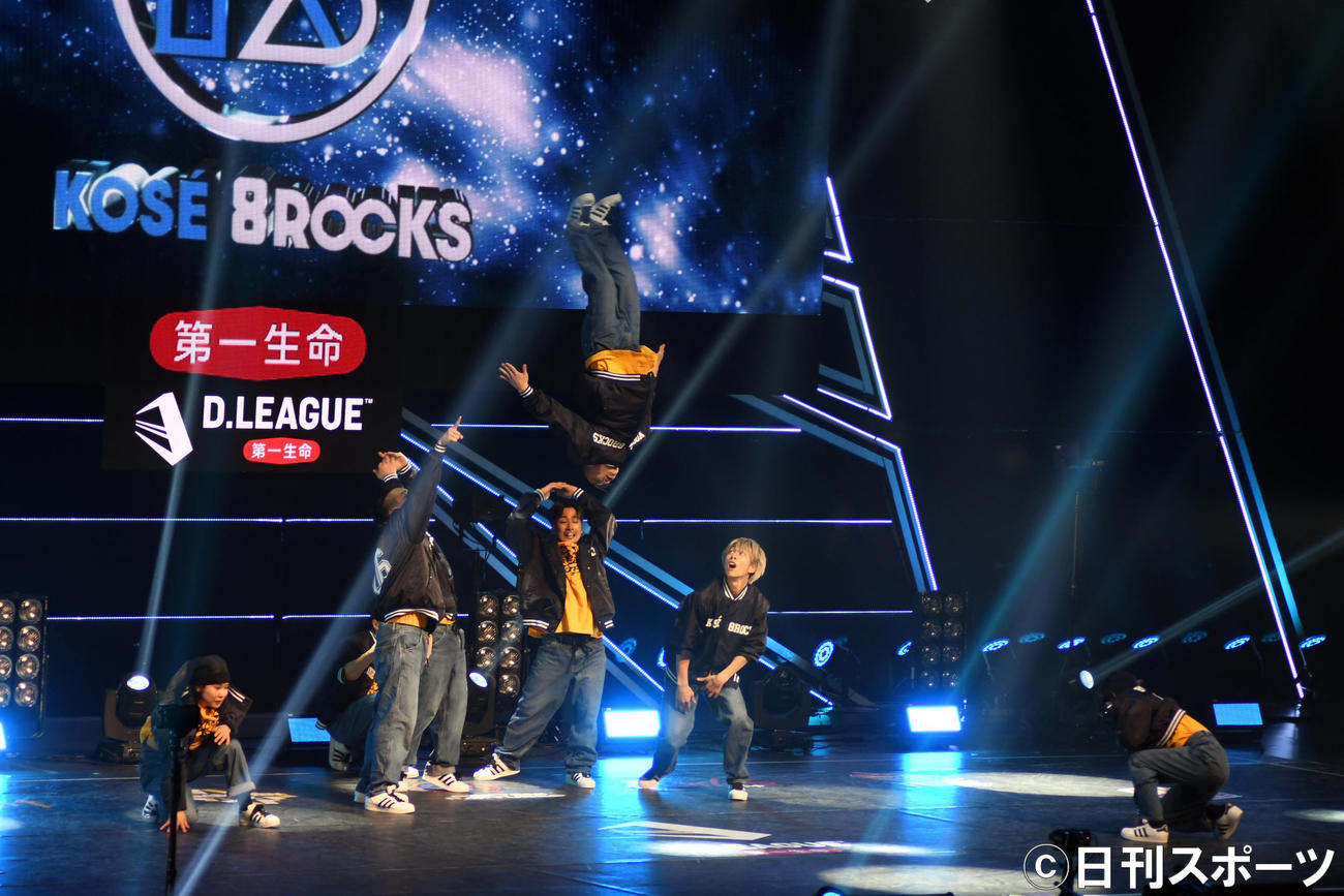 「D．LEAGUE21－22 CHAMPIONSHIP」で優勝したKOSE 8ROCKSの決勝でのパフォーマンス（撮影・大友陽平）