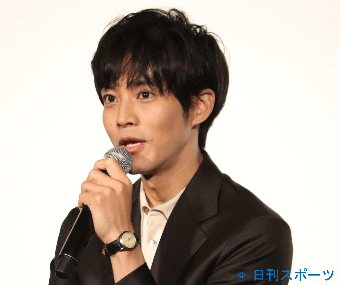 映画「流浪の月」ティーチインイベントで、観客からの質問に答える松坂桃李（撮影・加藤理沙）