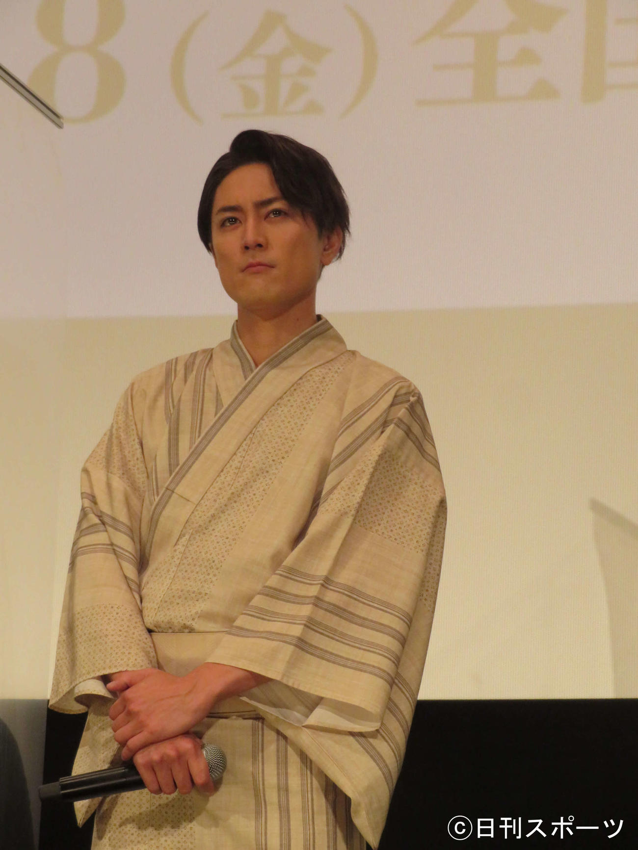 映画「破戒」完成披露舞台あいさつに登壇した間宮祥太朗（撮影・村上幸将）