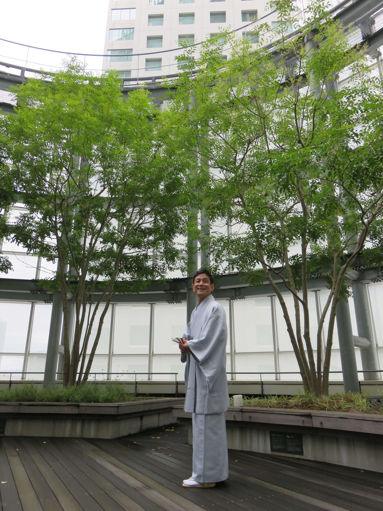 毎夏恒例の独演会取材会に臨んだ桂米団治（撮影・村上久美子）