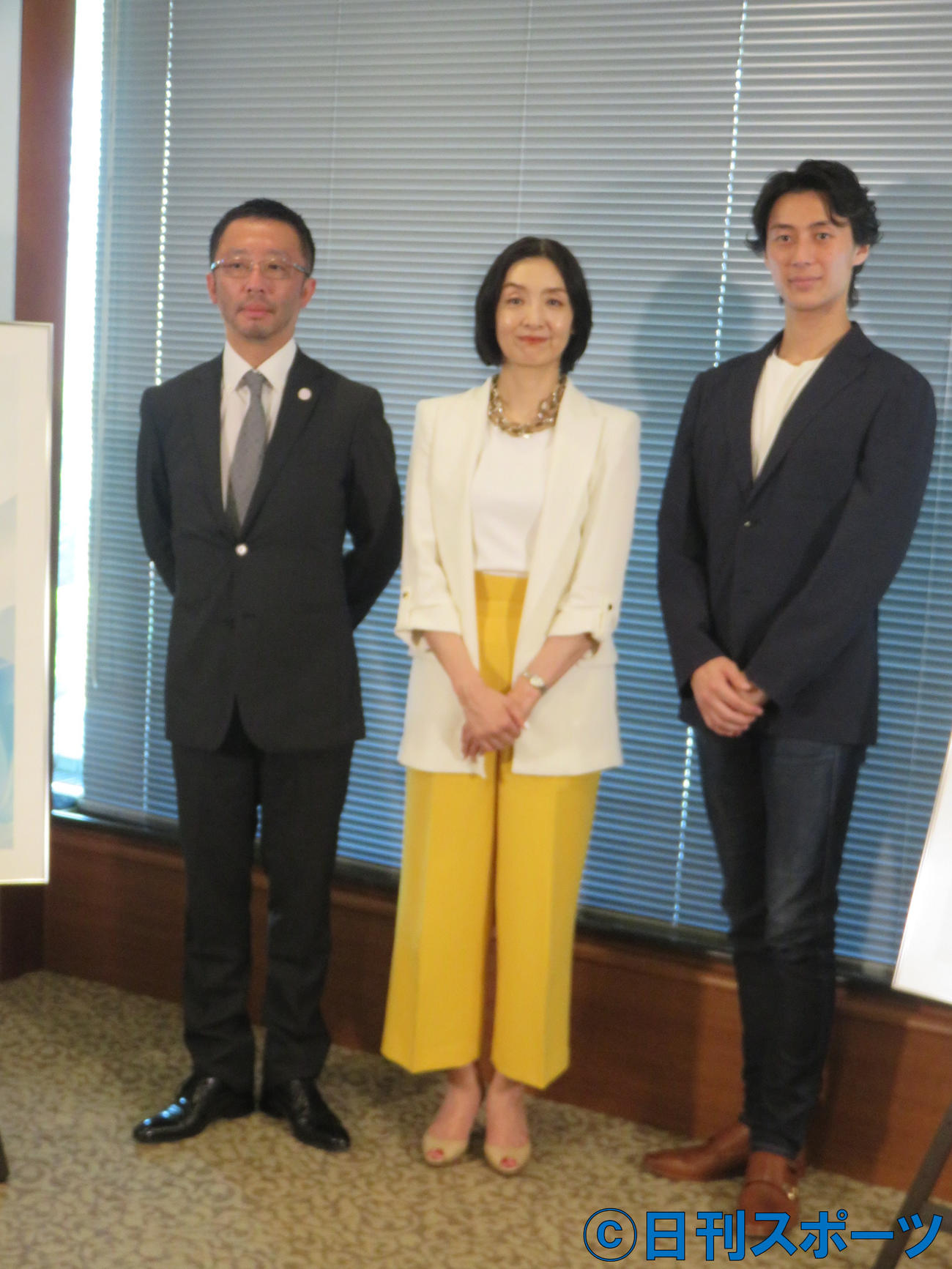 「キエフ・バレエ支援チャリティー　BALLET GALA in TOKYO」の発表会見に出席した、左から寺田宜弘キエフ・バレエ副芸術監督、草刈民代、厚地康雄