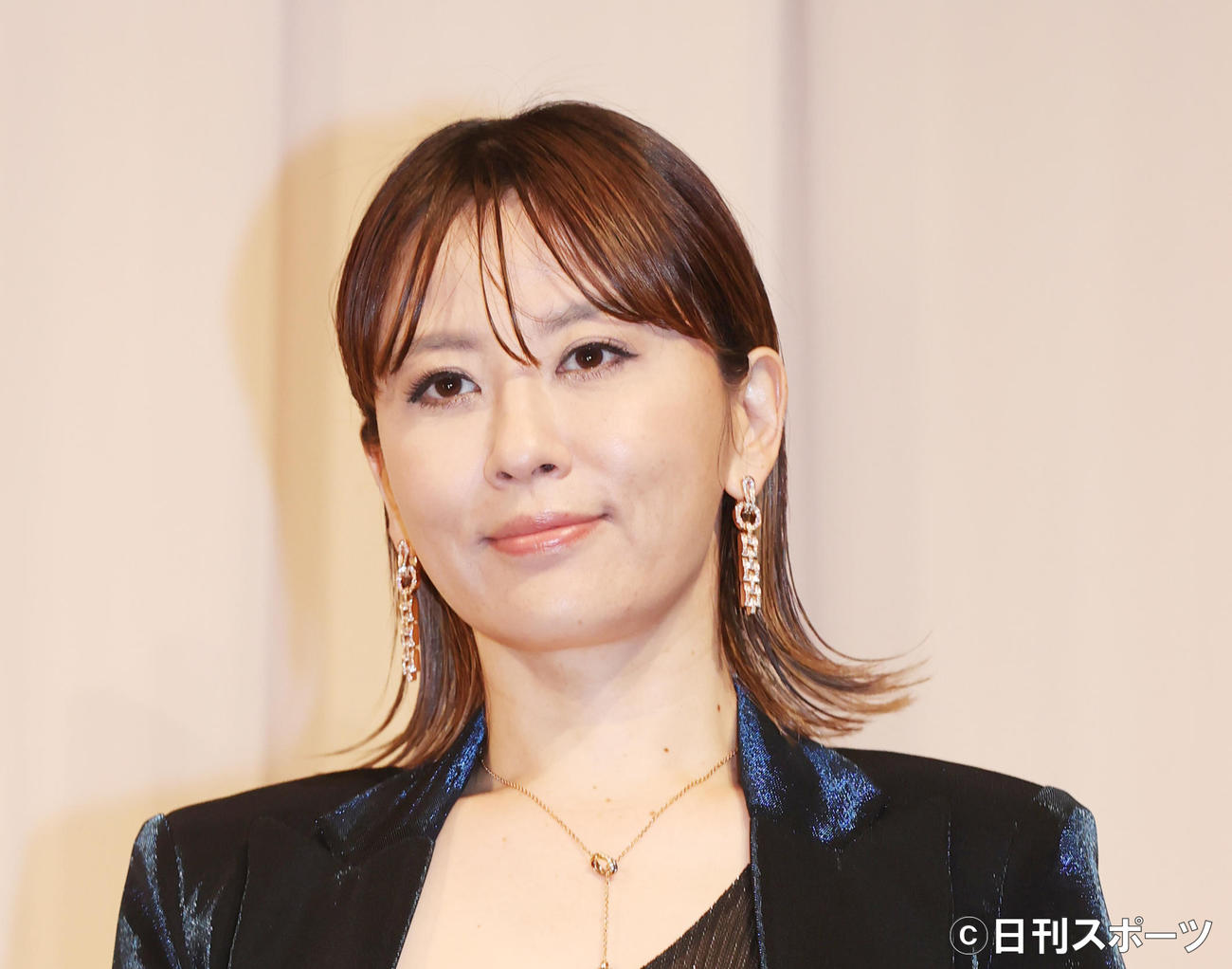 鈴木砂羽（2021年撮影）