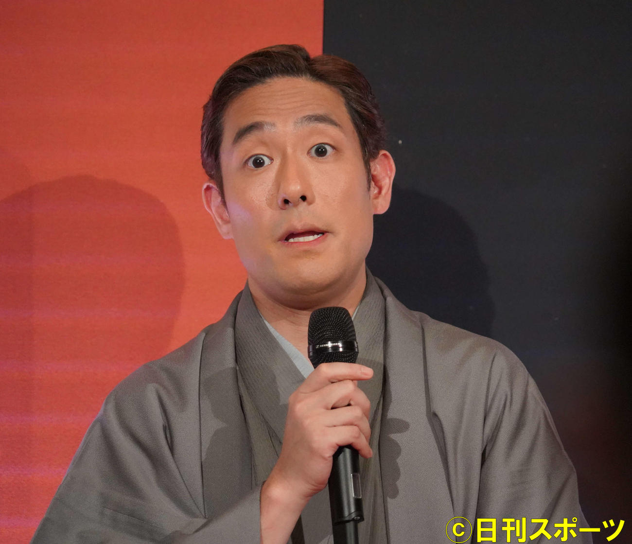 10、11月に開催される「平成中村座公演」の制作発表記者会見を行った中村勘九郎（撮影・佐藤成）