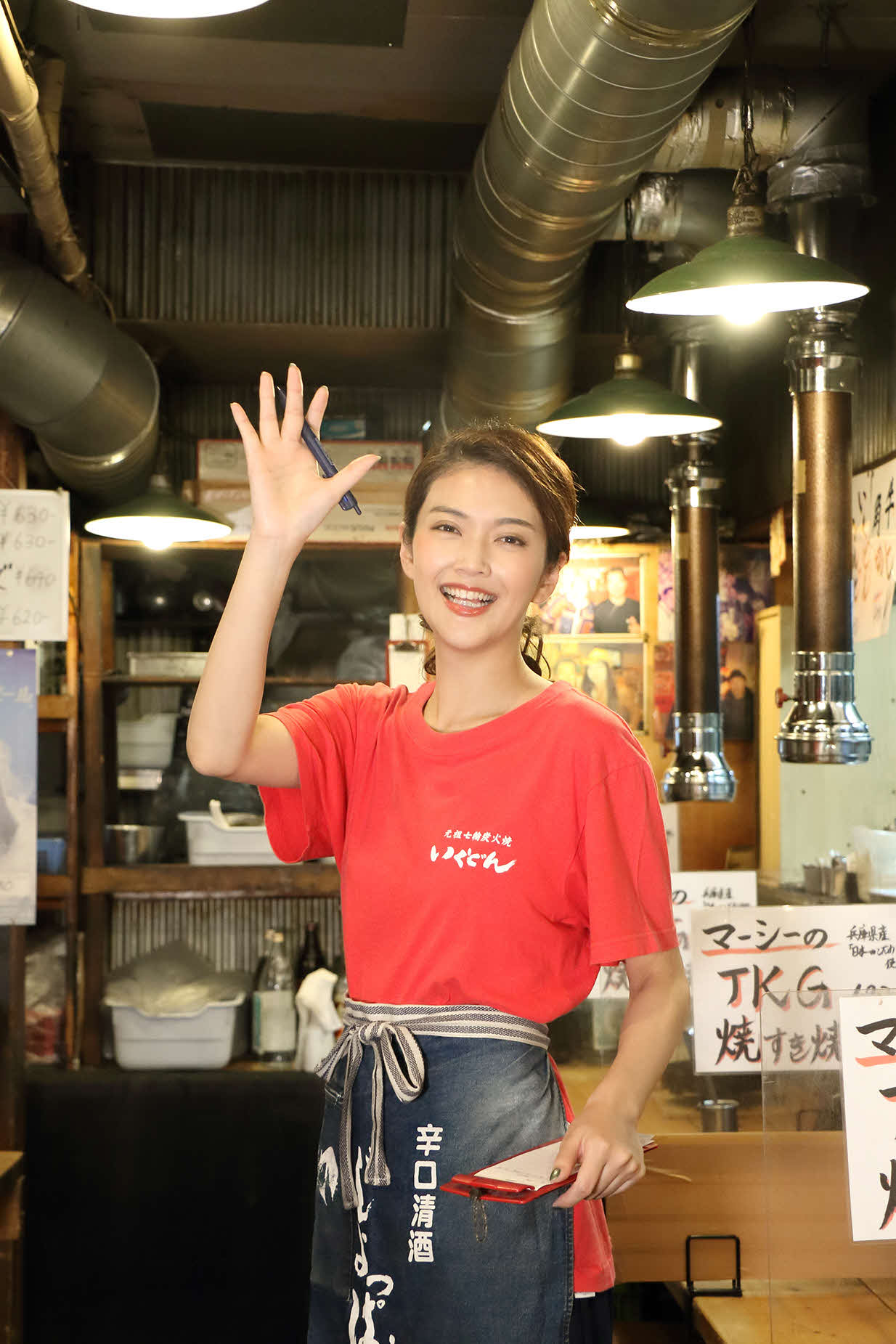 初舞台「赤羽焼肉劇場」で初主演に挑戦する田中道子。焼き肉店で働く高倉マチコを演じる