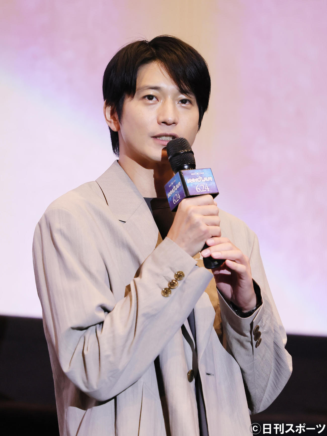 映画について話す向井理（撮影・足立雅史）