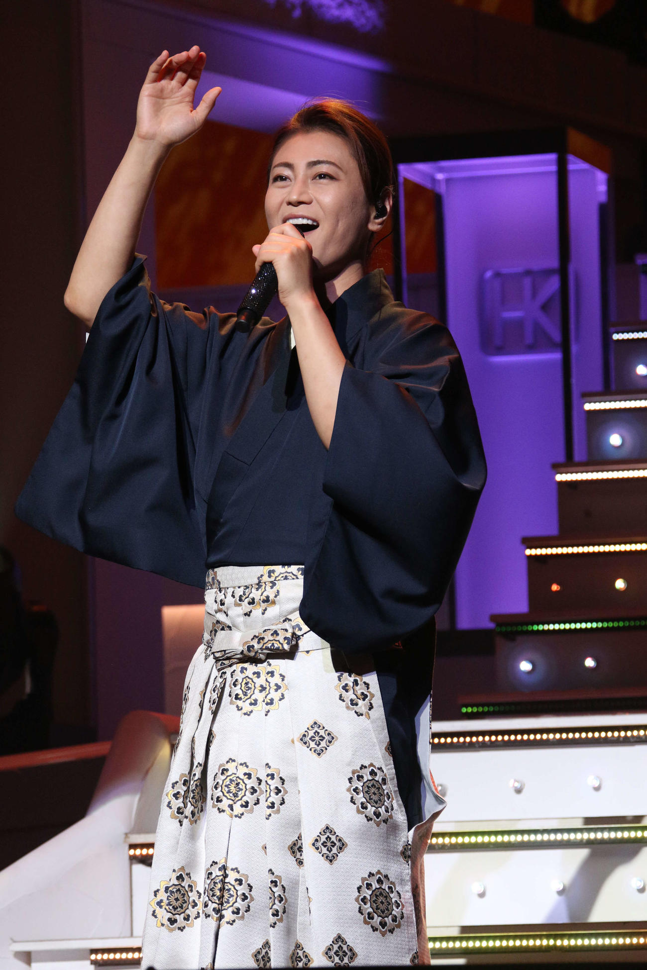 明治座舞台の第2部コンサートの映像配信が決まった氷川きよし