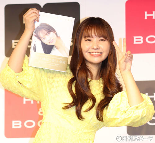 1st写真集「美しい果実」発売イベントに出席した、NMB48の本郷柚巴（撮影・加藤理沙）
