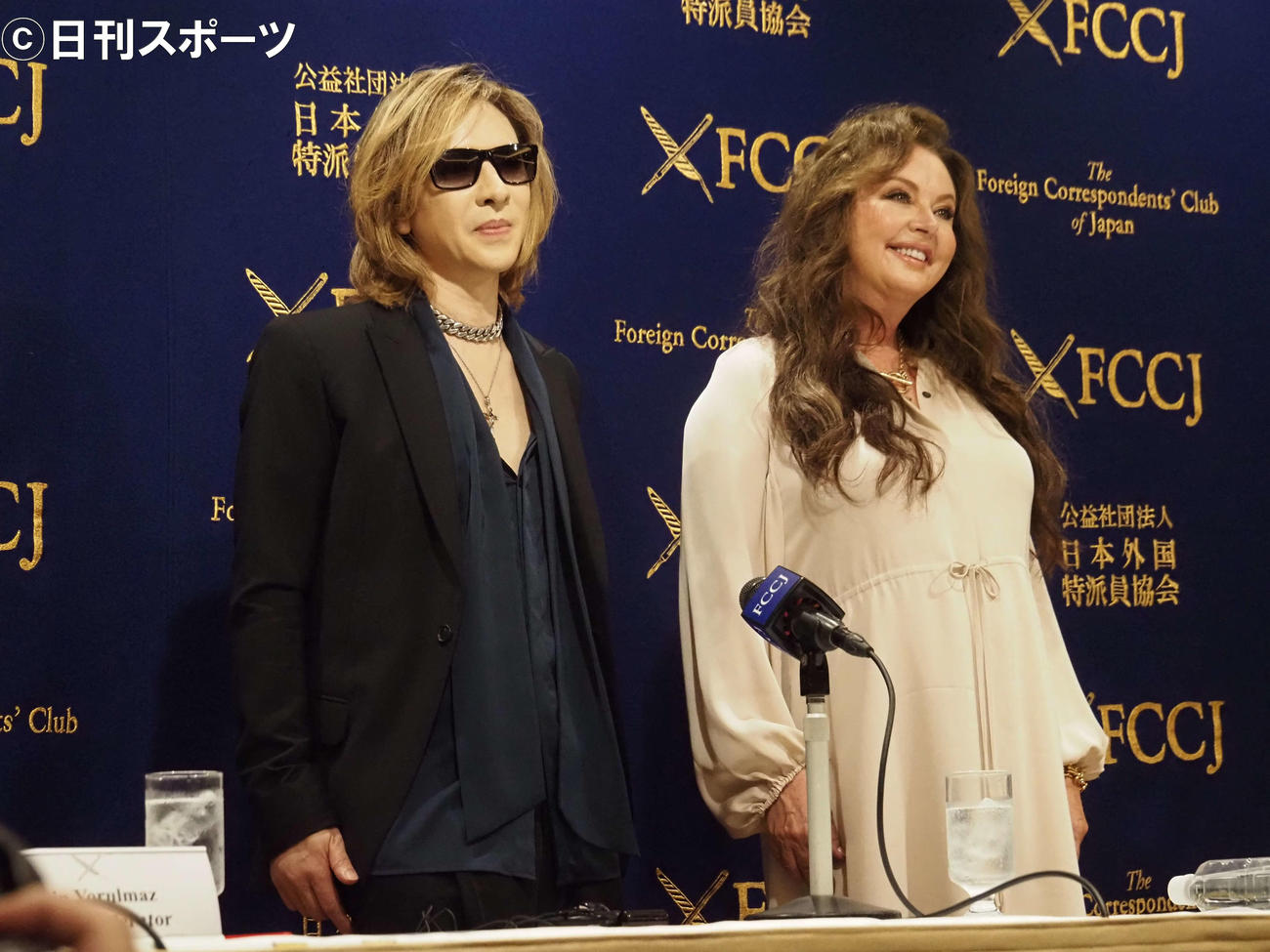 YOSHIKIとサラ・ブライトマン（2022年6月30日）