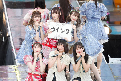 「イコノイジョイ2022」を行った＝LOVE、≠ME、≒JOY。前列中央は≒JOYに加入した小澤愛実（C）YOANI