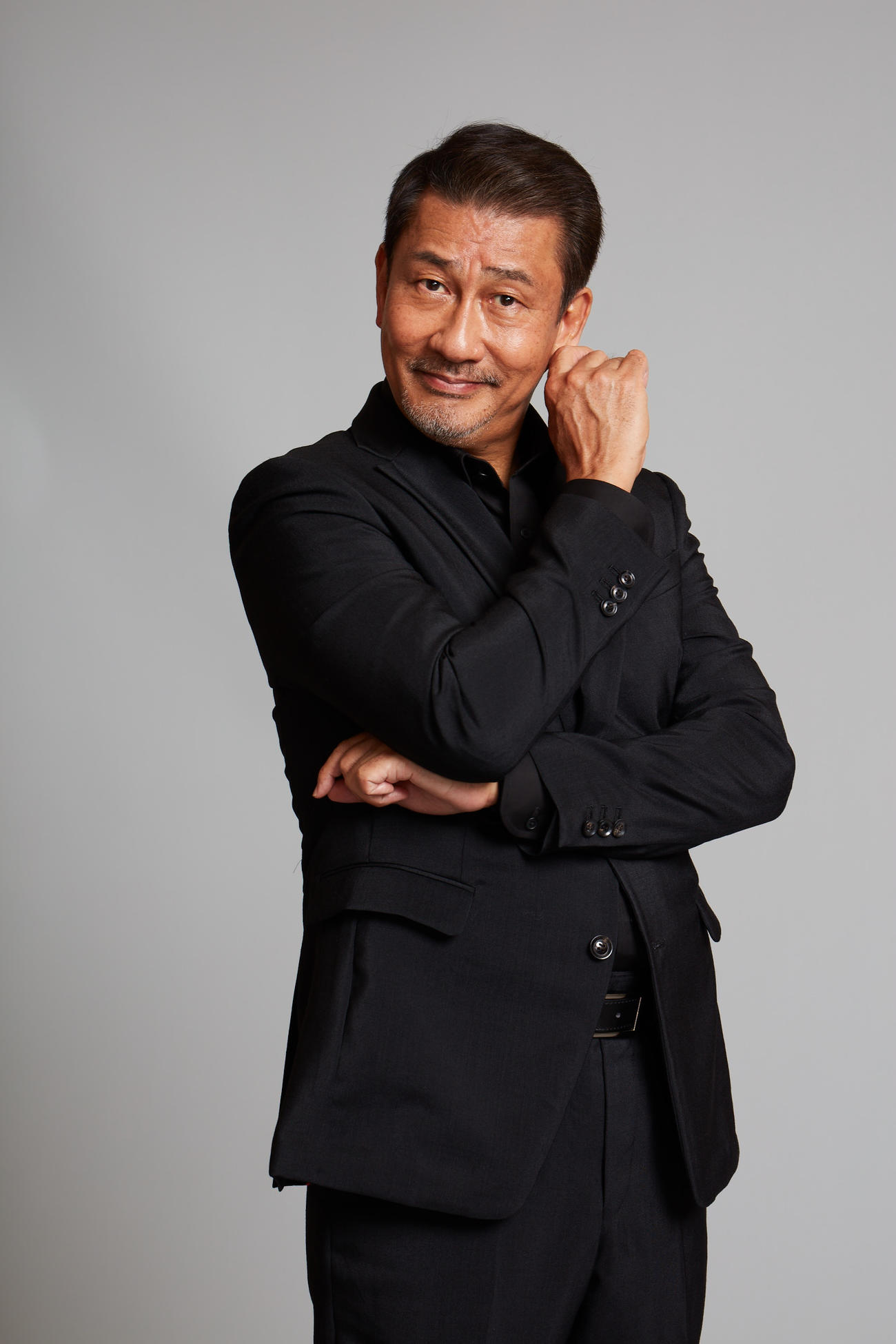 来年公開の映画「嘘八百－なにわ夢の陣－」にダブル主演する中井貴一