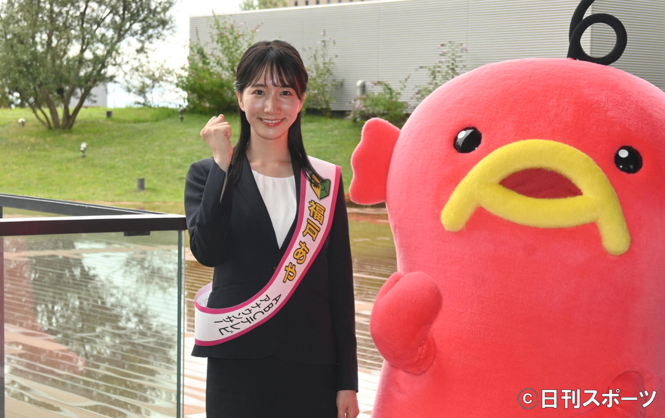 大阪市のABCテレビでデビュー前の会見した福戸アナウンサー（撮影・松浦隆司）