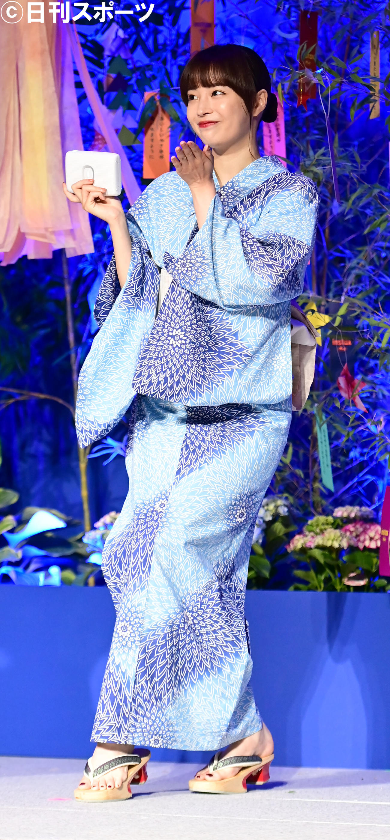 富士フイルム「instax“チェキ”」新製品発表会に臨む広瀬すず（撮影・小沢裕）