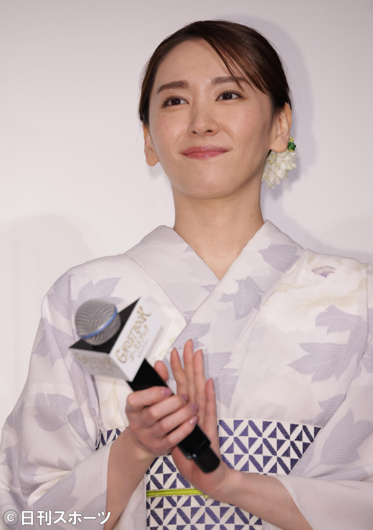 映画「ゴーストブック　おばけずかん」公開直前イベントで艶やかな浴衣姿を披露した新垣結衣（撮影・中島郁夫）