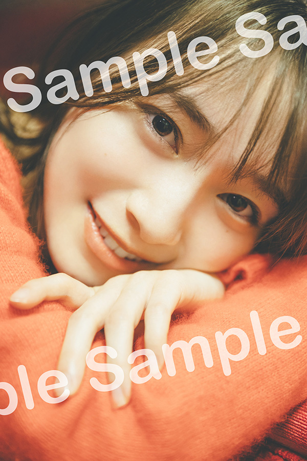 櫻坂46守屋麗奈ファースト写真集のタワーレコードポストカード（撮影／東京祐）