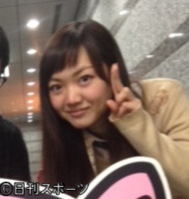 高梨謙吾との結婚を発表した有賀友利恵